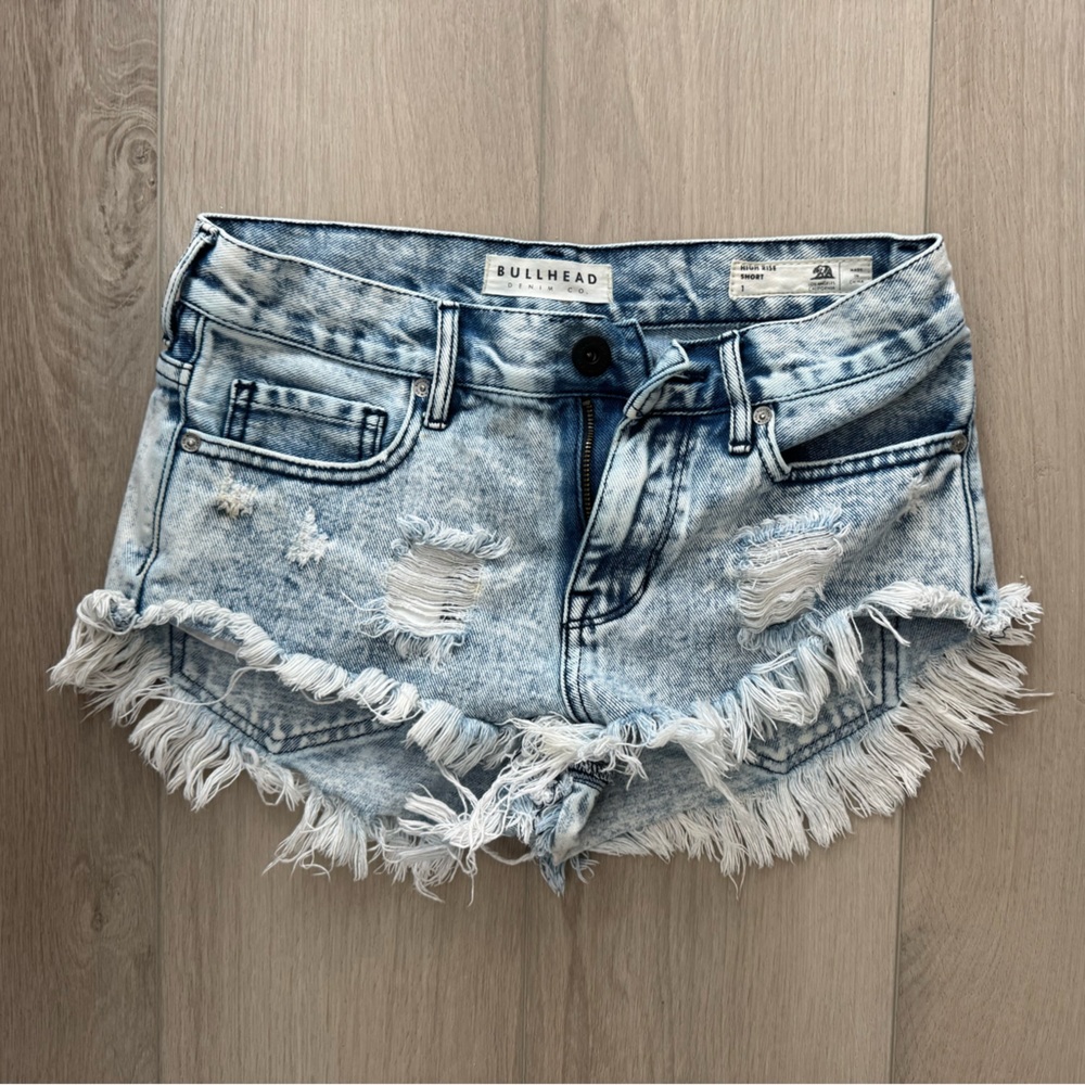 Distressed micro Jean shorts